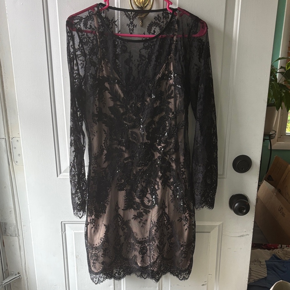 Black Lace Long Sleeve Dress